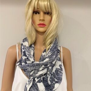 Anthropologie Porridge Floral Print infinity Scarf - Navy and White